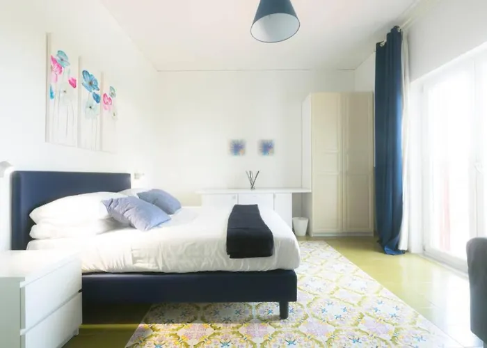 Cozy Sorrento Apartment